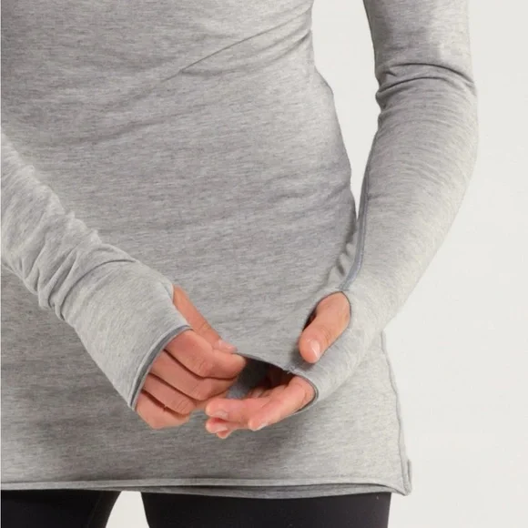 Lululemon Cabin Long Sleeve Tee Reversible Ghost Grey/Heathered Grey Size 8 - Picture 16 of 16